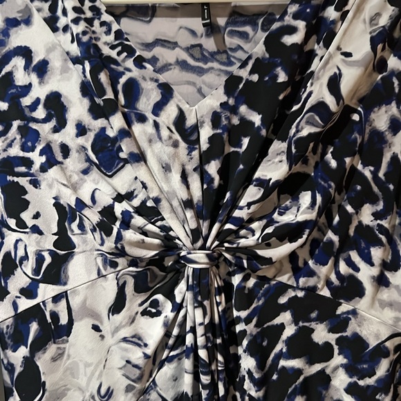 Daisy Fuentes 3/4 Length Shirt - Picture 4 of 4